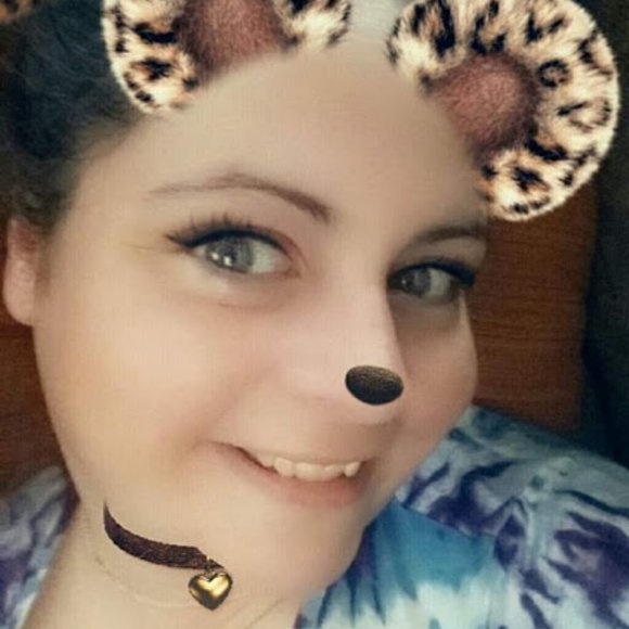 Meet your Posher, Lizzy - Picture 4 of 8